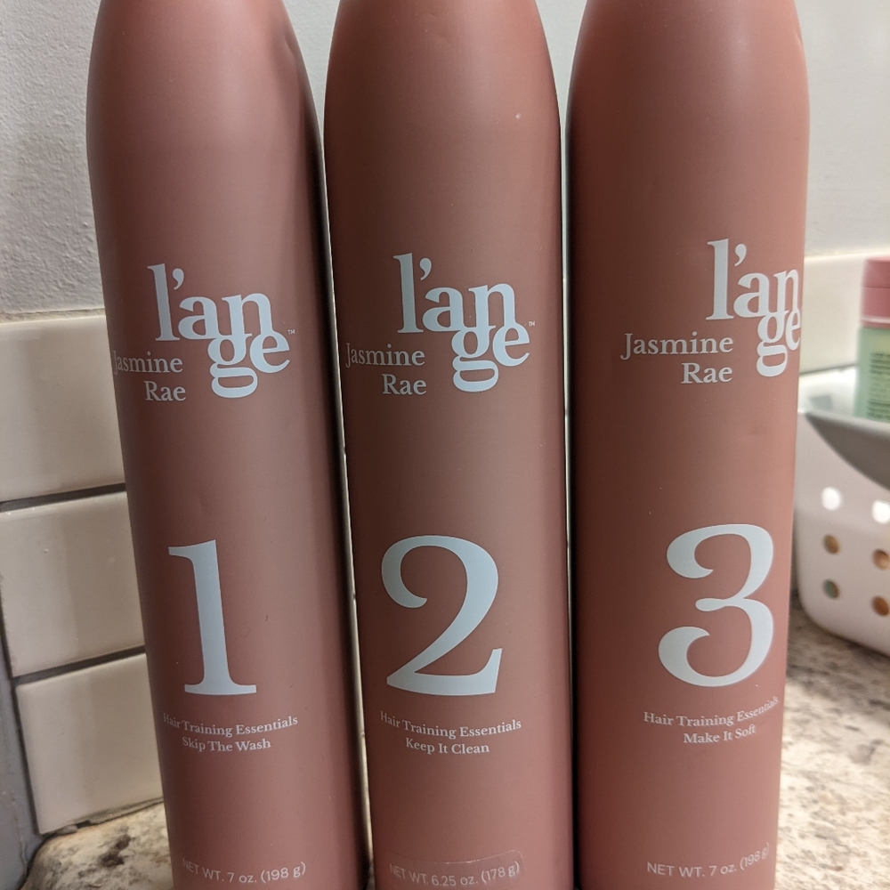 Lange hair training by Jasmine Rae
